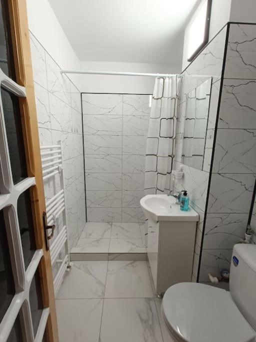Apartament Alis2011 บูเซา ภายนอก รูปภาพ